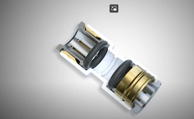 Предимства на технополимерните фитинги за течно охлаждане на Camozzi Automation Предимства на технополимерните фитинги за течно охлаждане на Camozzi Automation