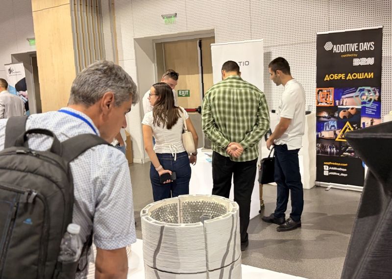 Специалната зона Additive Days показа новите възможности на адитивното производство на Robotics Strategy Forum 2026 Специалната зона Additive Days показа новите възможности на адитивното производство на Robotics Strategy Forum 2026